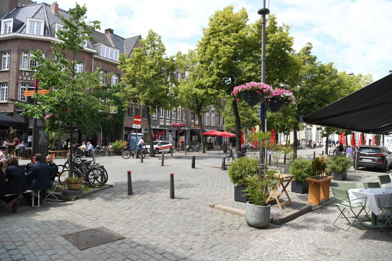 Vrijdagmarkt By Lit D'Art Apartment Antwerp Luaran gambar