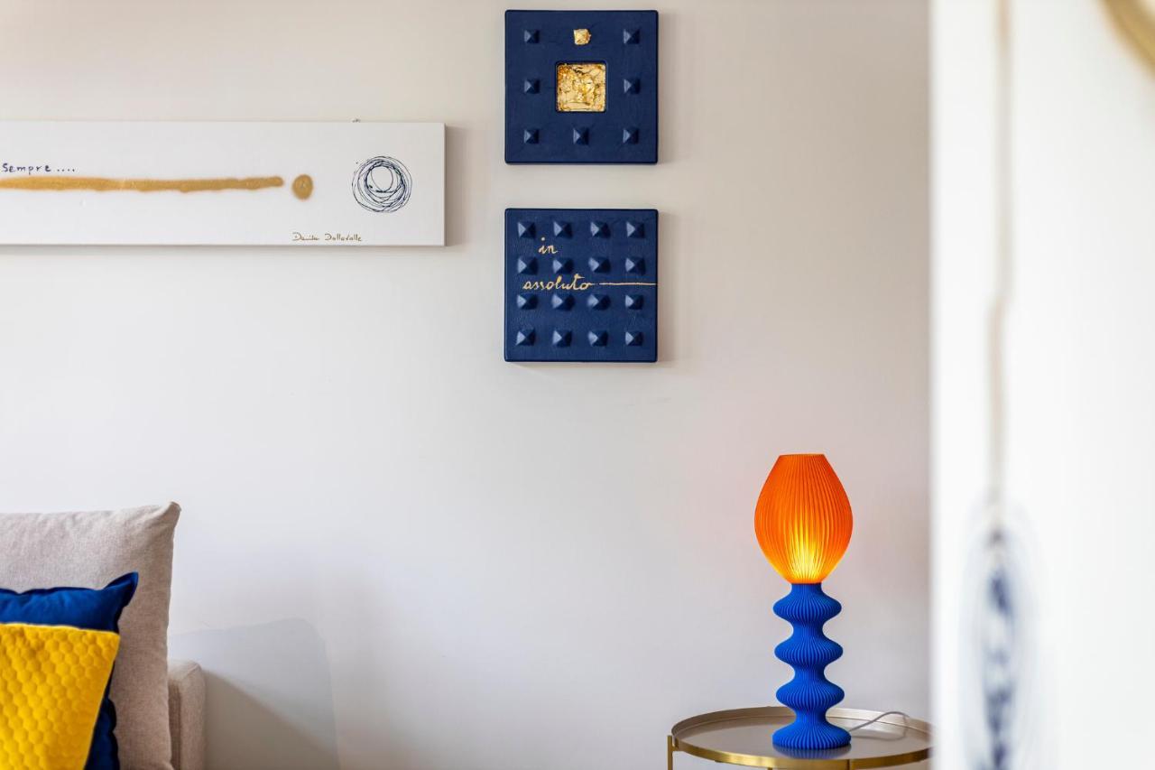 Vrijdagmarkt By Lit D'Art Apartment Antwerp Luaran gambar